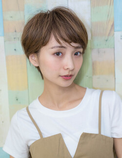 30代、大人可愛い耳かけショート|Fringe Hair Salon