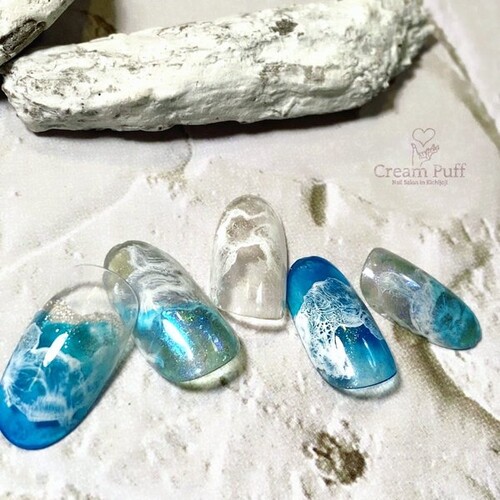 涼しげな夏ネイル