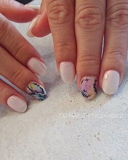 スライダーネイル