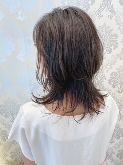 くびれミディアム