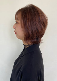 ショートですっきりくびれヘア|Raffine三宮