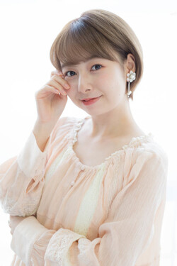 大人可愛い耳かけマッシュ|Fringe Hair Salon