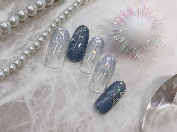 アイスブルー×グラデ―ション　スノーネイル♡|エムズネイル橋本店