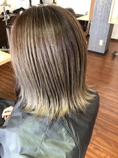 ハイライトカラー×外はねボブ|Beauty Collection 富士店