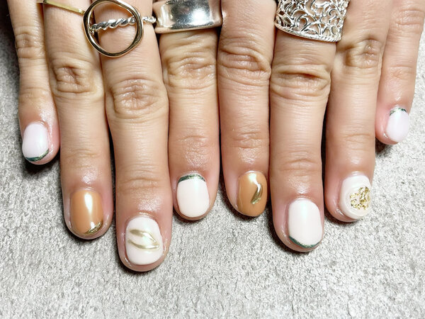 大人ニュアンスネイル|maison de charme Beauté