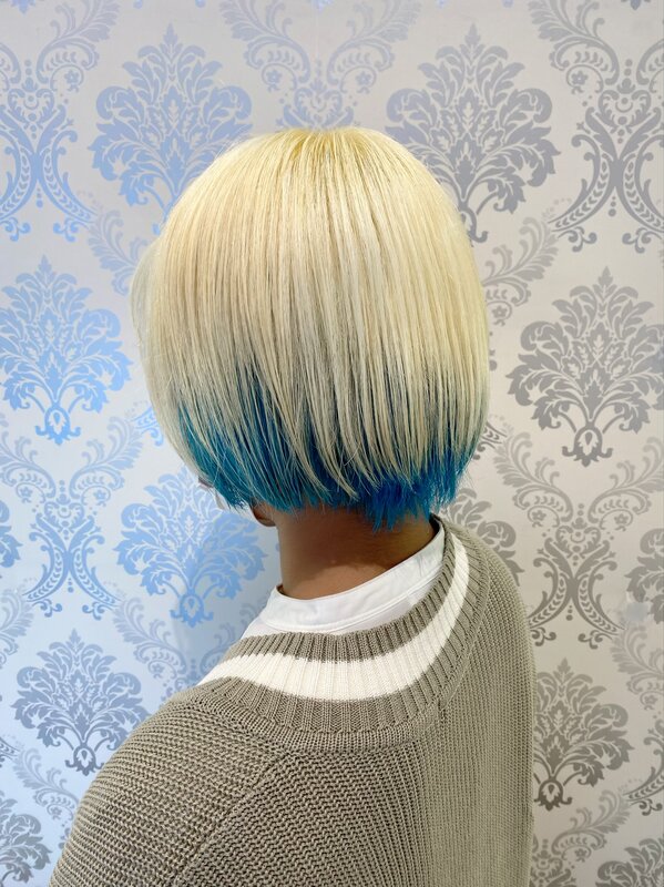 インナーカラー×ターコイズブルー×ボブ|Infini-Y’s　ウェルディ長泉店