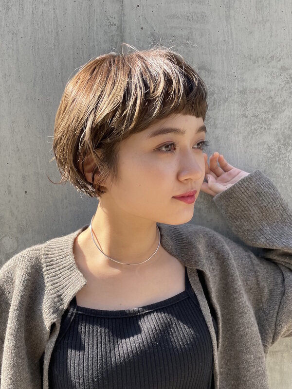 アンニュイショートボブ|ade omotesando