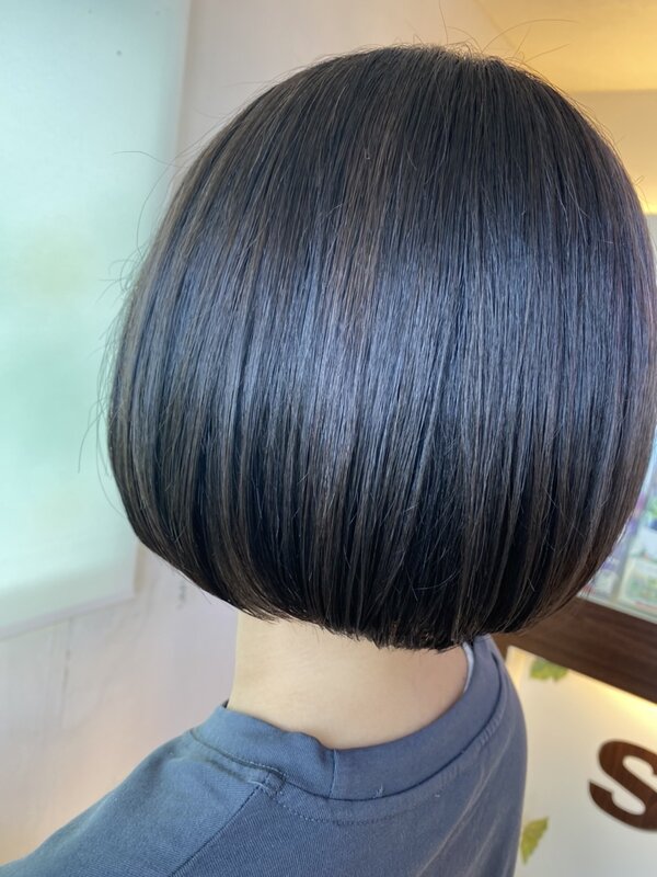 ぱっつんボブ|HAIR SHOP Skeleton