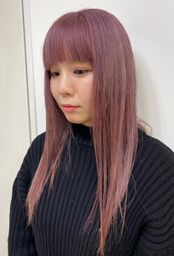 暗染めからピンクカラー