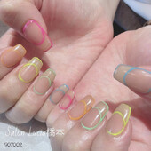 カラフルラインフレンチネイル|Lucia