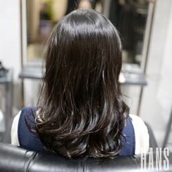 毛先に大きめカール