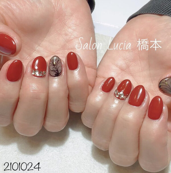 レースネイル|Lucia