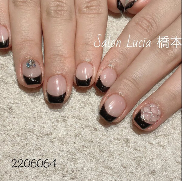フレンチ&amp;キルティングネイル|Lucia