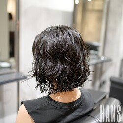 こなれ度抜群な大人に似合うゆるふわボブ