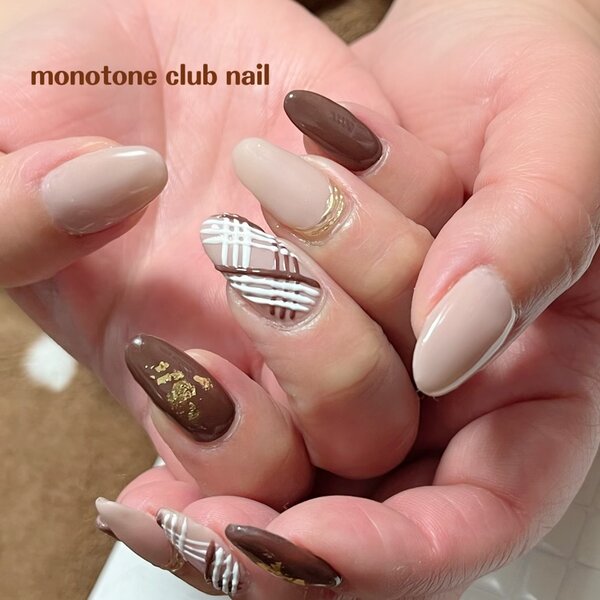 チョコネイル|モノトーンクラブネイル