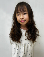 キッズのふんわりパーマヘア|Raffine三宮