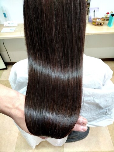 髪の病院Ｋ＆Ｋ美容室　苦楽園店 × 髪質改善・白髪染｜K＆K　苦楽園店