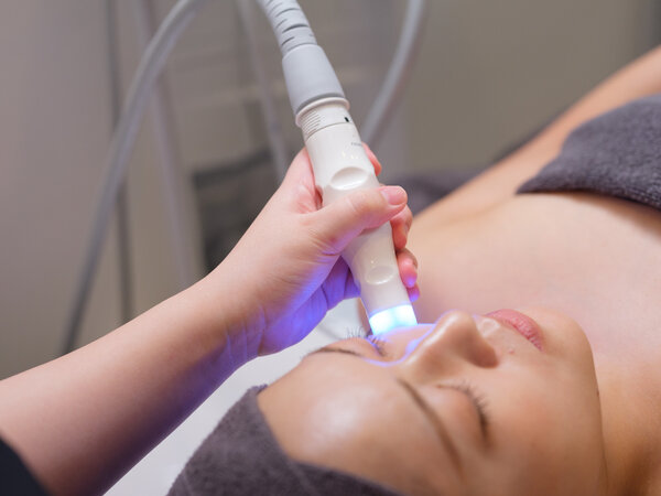 ラジオ波フェイシャル①|医療提携エステティックサロン　痩身専門Soin