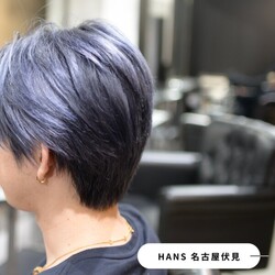 流行のメンズヘアカラー【ライトブルー】|美容室ＨＡＮＳ　名古屋　伏見