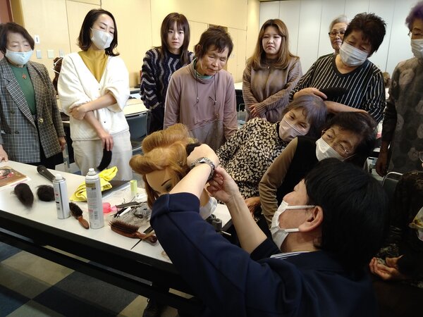 R5年　１２月　日立シビックセンターにて|サロンドヒロシ 東大沼店