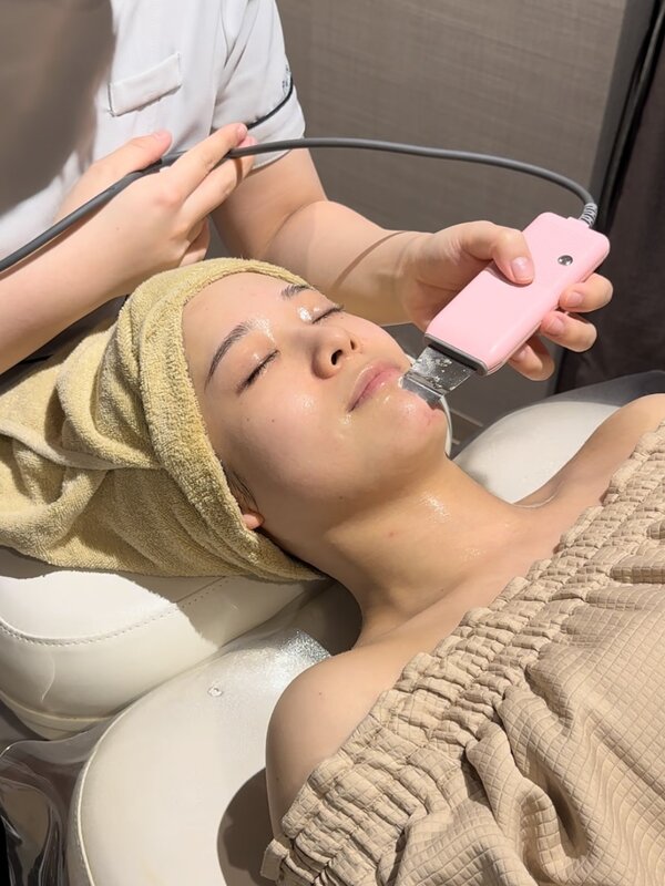 【初回体験】ニキビケア集中フェイシャルコース|ラ・パルレ 池袋本店