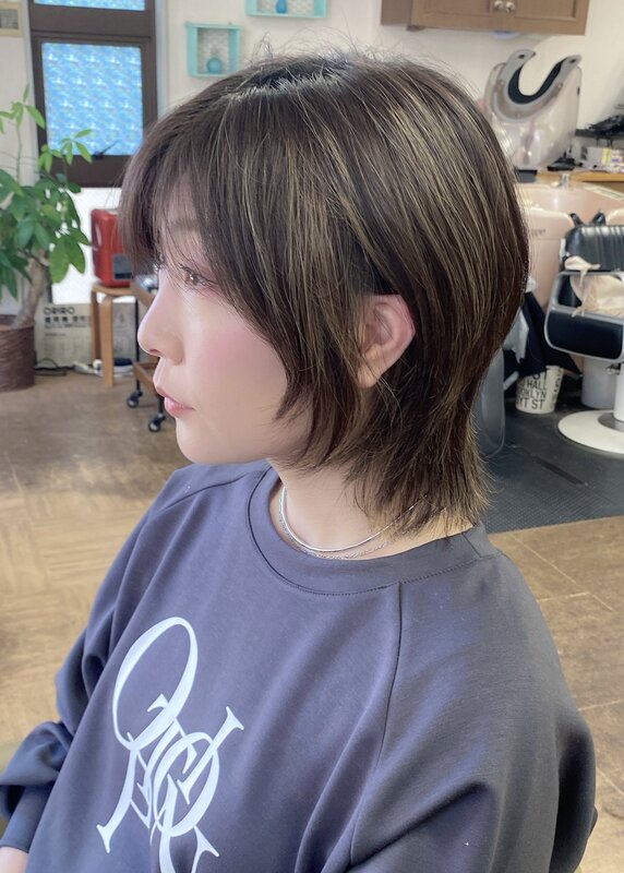 小顔見せネオウルフ|Fringe Hair Salon