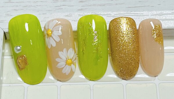 ピンク　グリーン|モノトーンクラブネイル