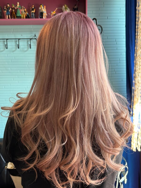 ホワイトピンク|ペルソナ美容室