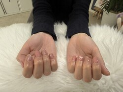 ハンド 定額デザイン 「ナチュラルなコーラルピンクのリボンデザイン！」|Nail Salon Linda