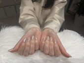 ハンド 定額デザイン 「パールホワイトネイル今年の締めくくりにぴったり！」|Nail Salon Linda