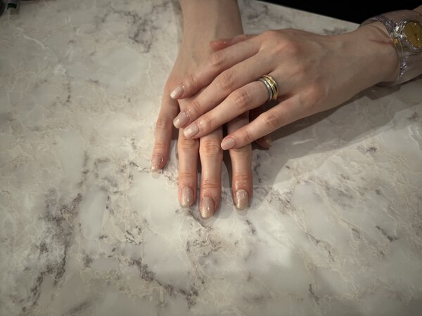 ハンド ワンカラー 「スキンカラーでナチュラルビュティー大人の手元に!」|Nail Salon Linda