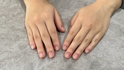ハンドケア 「お手入れをしたクリアネイルも◎」|Nail Salon Linda