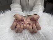 ハンド ライトコース 「コーラルにハートのラメを乗せ、きれいな仕上がりに！」|Nail Salon Linda