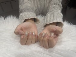ハンド 定額デザイン 「最近大人気のチークネイルオススメデザインです！」|Nail Salon Linda