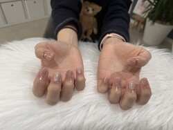 ハンド 定額デザイン 「ニュアンス風の落ち着きネイル！」|Nail Salon Linda