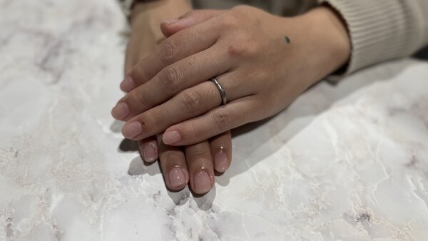 ​ハンド ワンカラー 「スキンカラーでナチュラル美！」|Nail Salon Linda