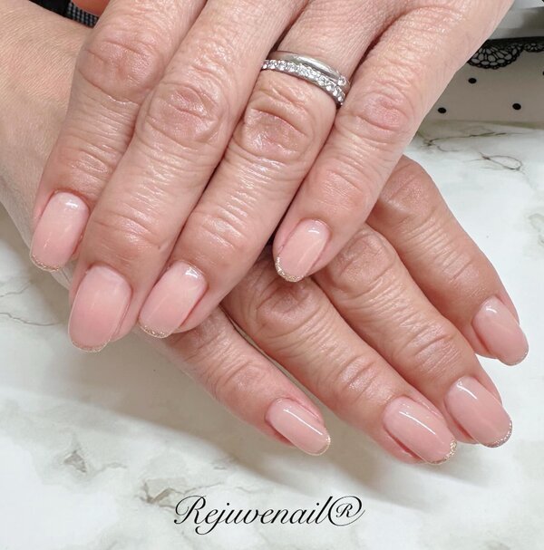 ヌーディーカラー×グラデーション|Rejuvenail Total Produce