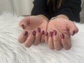 「ハンド マグネット ワンカラー」ピンクギラギラ感が華やかでたまらない！|Nail Salon Linda