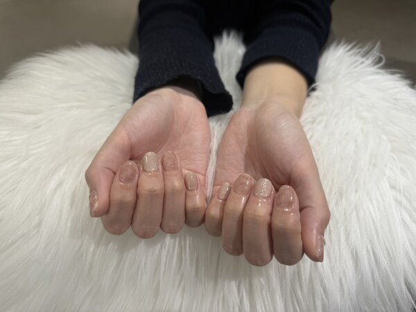 「ハンド 定額デザイン」ピンクブラウンの相性がばっちり！|Nail Salon Linda