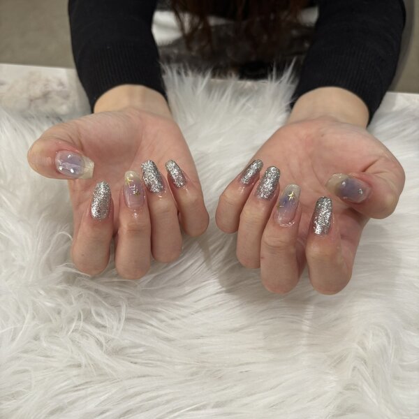 「ハンド 定額デザイ」 お色味変更でクールな印象になりました！|Nail Salon Linda