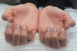 「ハンド ミドルコール」 (90分 アート、ストーン、シーツつけ放題） パステルニュアンスで春先取りに！|Nail Salon Linda