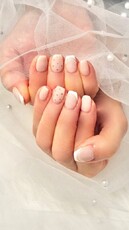 王道フレンチネイル|NAIL SALON Marie 銀座並木通り店