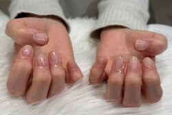 「ハンド クリアネイル」クリアネイルでお手元から清潔感UP!|Nail Salon Linda