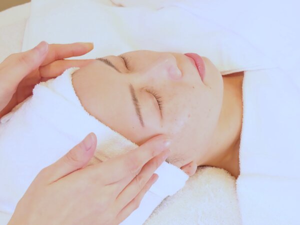 シリカマイクロニードル|新潟市【お肌のトラブル改善サロン　はだなの】