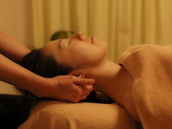 オーガニックアロマリンパドレナージュ|Mana Lani