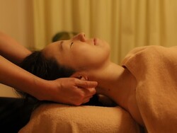 オーガニックアロマリンパドレナージュ|Mana Lani