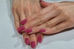 「ハンド ワンカラー」カラーを混ぜてお客様の理想の色味でワンカラー！ お写真などイメージがあれば近づけることができます！