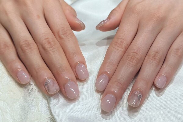 「ハンド 定額デザイン」ピンクニュアンスで上品に！|Nail Salon Linda