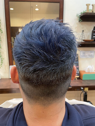 新色ビターネイビー（ブリーチ）|hair doctor Luz石巻新成店