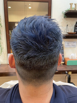 新色ビターネイビー（ブリーチ）|hair doctor Luz石巻新成店